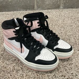 Air Jordan 1 Elevate High tops